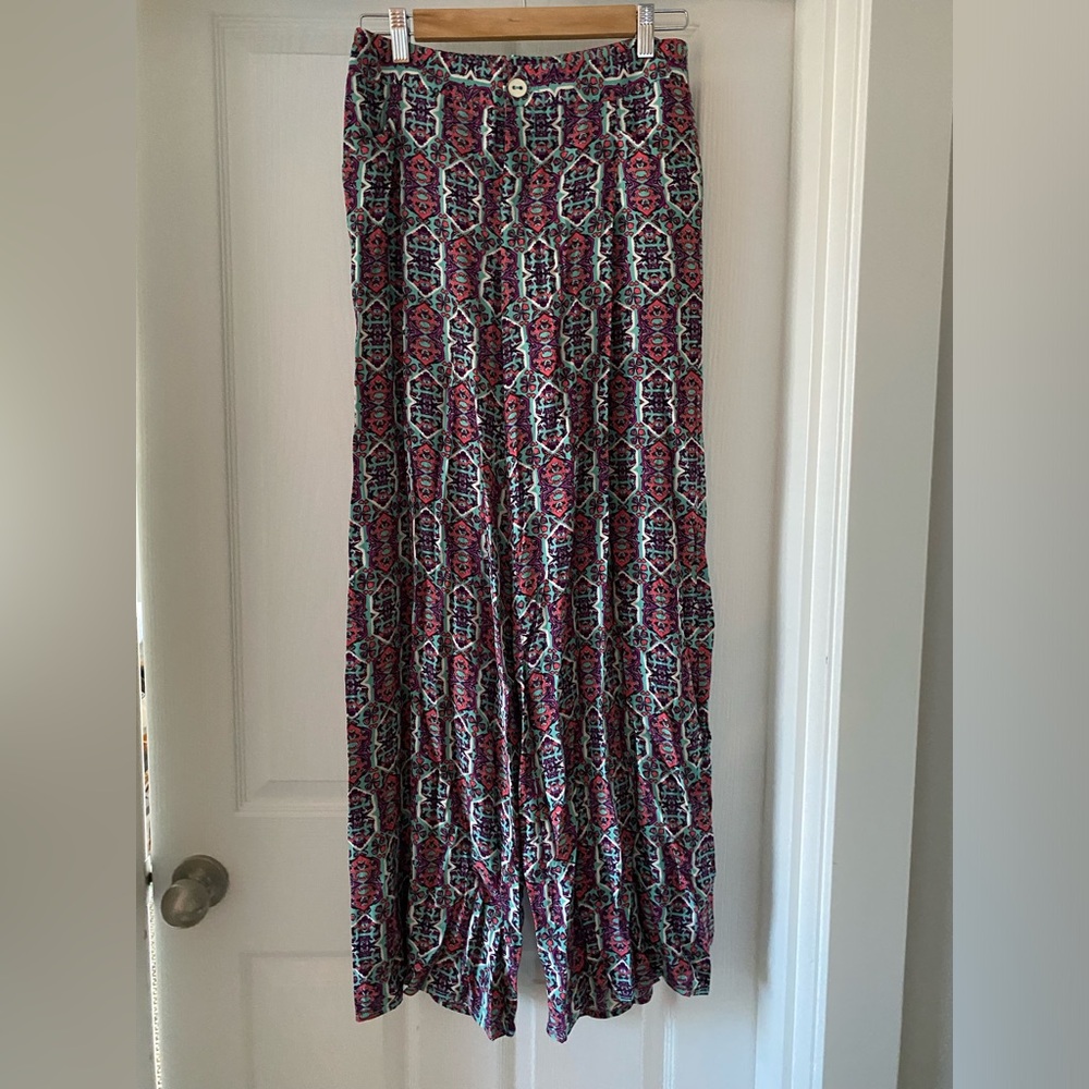 Anthropologie patterned pant in size 0